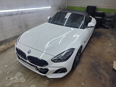 2025 BMW Z4 — миниатюра 17