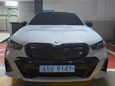 BMW I5