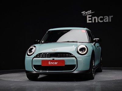 صورة 2 لـ 2025 MINI COOPER C