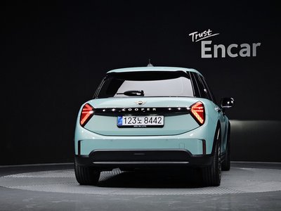 صورة 3 لـ 2025 MINI COOPER C