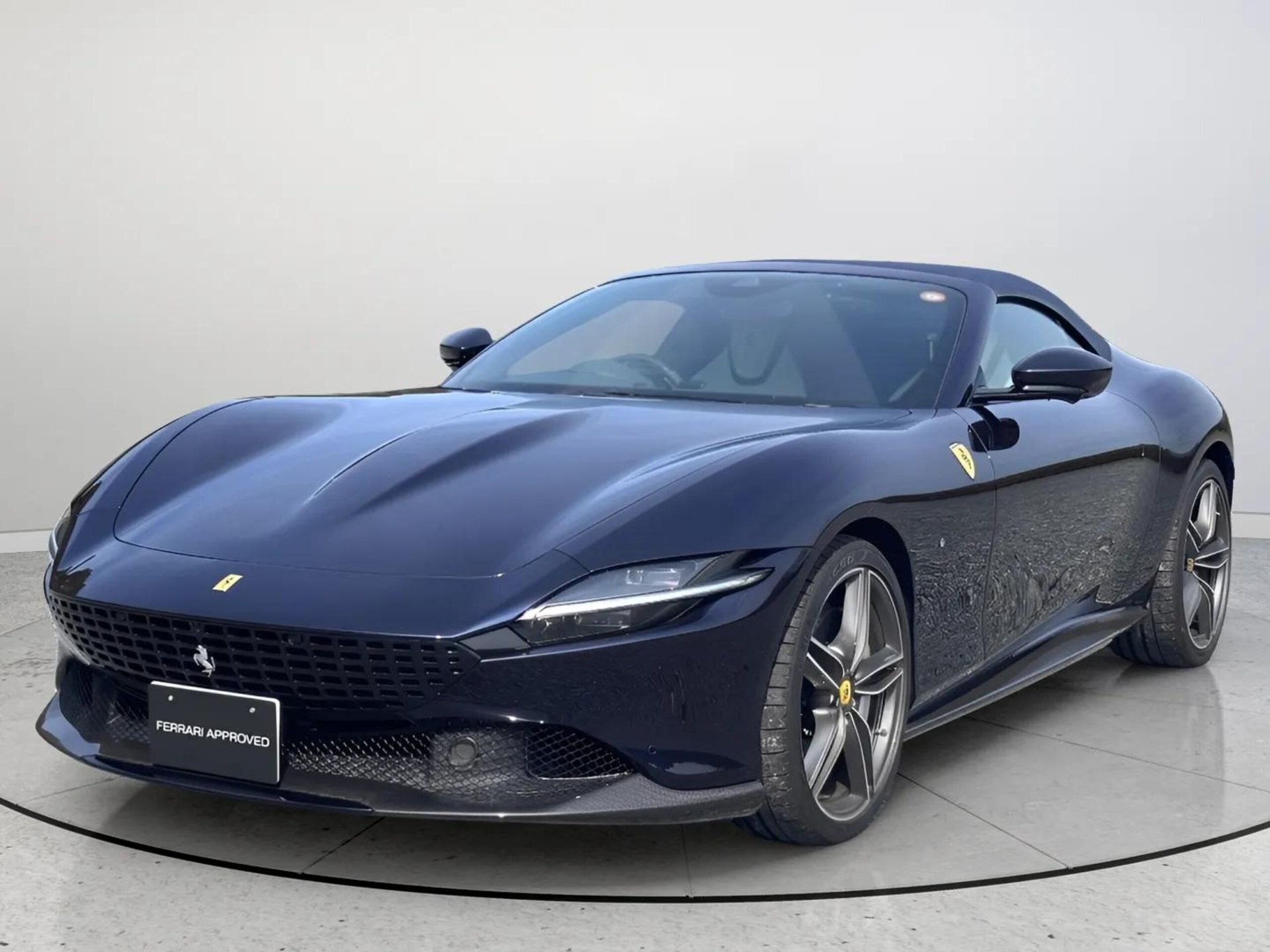 FERRARI ROMA SPIDER - View 1