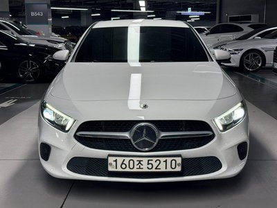 2020 Mercedes-BENZ A-CLASS 照片 1