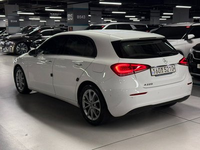 2020 Mercedes-BENZ A-CLASS 照片 3