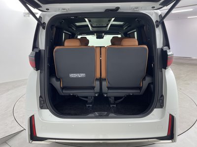 صورة مصغرة 43 لـ 2025 Toyota VELLFIRE