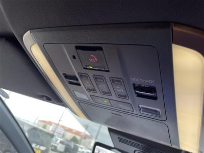 TOYOTA VELLFIRE - 9
