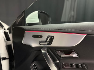 MERCEDES-BENZ CLA - 8
