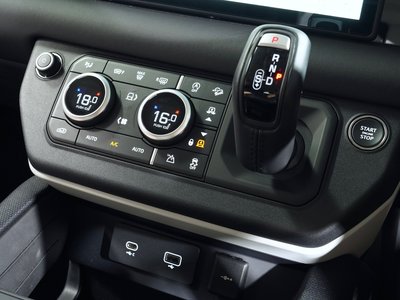 2024 LAND Rover DEFENDER 缩略图 22