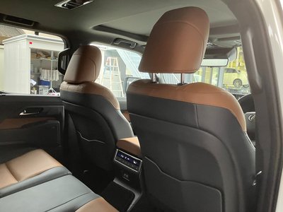 2025 Lexus GX photo 5