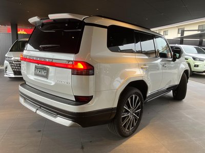 2025 Lexus GX — миниатюра 61