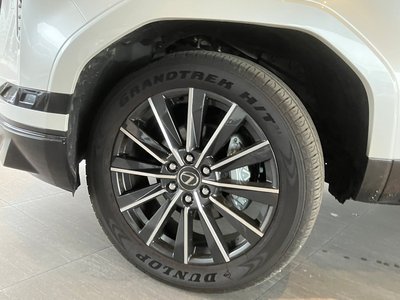2025 Lexus GX — миниатюра 58