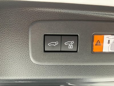 2025 Lexus GX photo 8