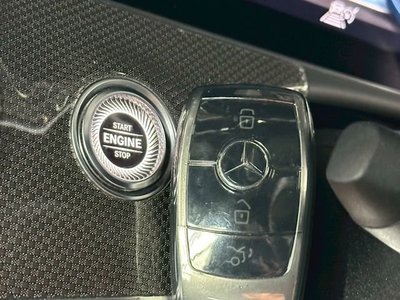 MERCEDES-BENZ E-CLASS - 7