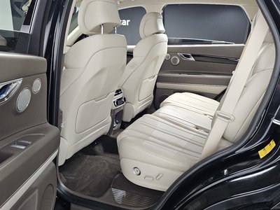 2023 Genesis GV80 — миниатюра 11