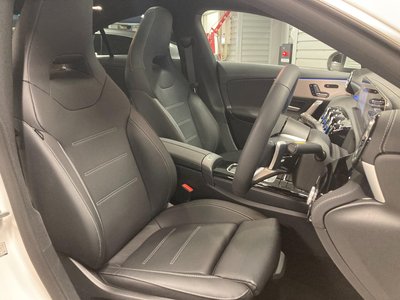 MERCEDES-BENZ CLA - 6