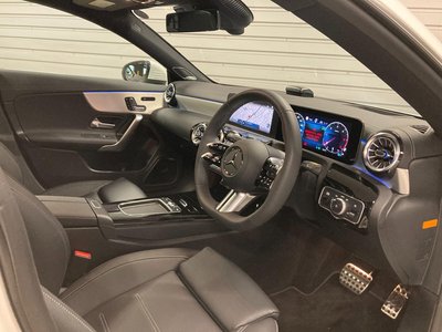 MERCEDES-BENZ CLA - 7