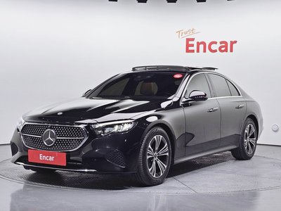 MERCEDES-BENZ E-CLASS - 1