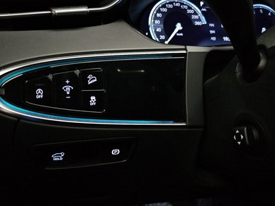 2022 Genesis GV70 thumbnail 26