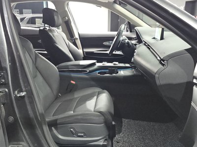 2022 Genesis GV70 thumbnail 18