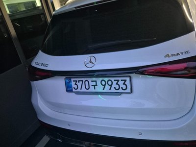 MERCEDES-BENZ GLC - 8