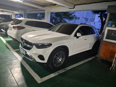 MERCEDES-BENZ GLC - 2