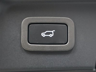 2022 LAND Rover RANGE ROVER VELAR — миниатюра 46