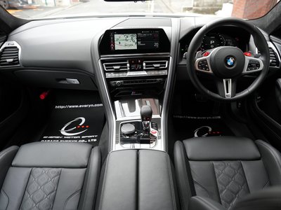 BMW M8 GRAN COUPE - 8