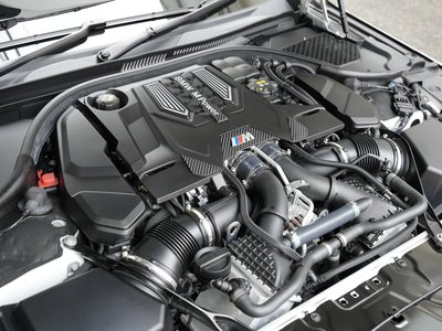 BMW M8 GRAN COUPE - 9