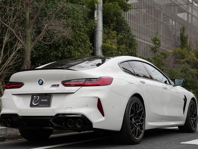 BMW M8 GRAN COUPE - 7