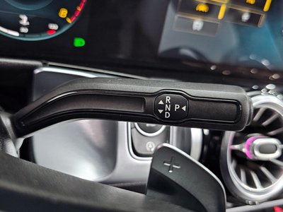 MERCEDES-BENZ GLB - 9