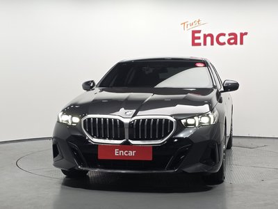 BMW 5 SERIES - 2