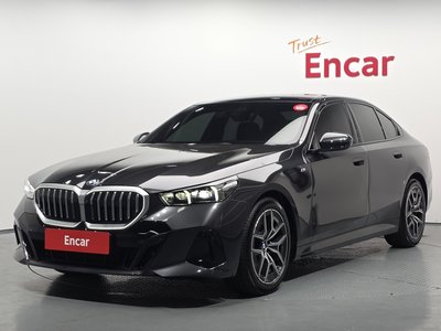 BMW 5 SERIES - 1