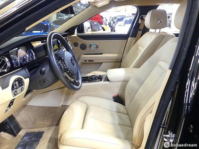 ROLLS-ROYCE GHOST - 10