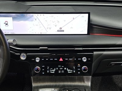 2024 Genesis G80 (RG3) thumbnail 14