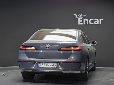 BMW 7 SERIES - 3