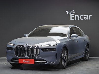 BMW 7 SERIES - 1