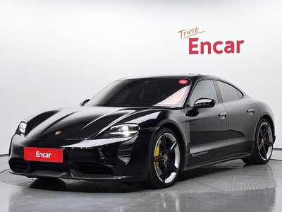 PORSCHE TAYCAN - 1