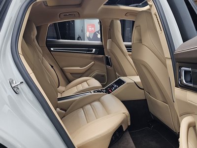 2022 Porsche PANAMERA — миниатюра 18