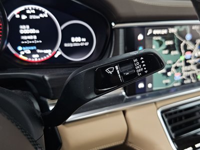 2022 Porsche PANAMERA — миниатюра 22