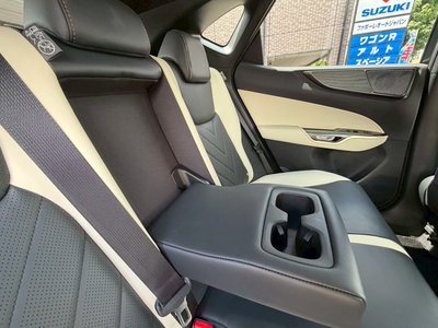 صورة مصغرة 31 لـ 2023 Lexus NX