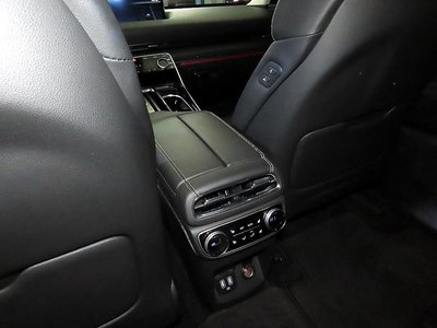 صورة مصغرة 14 لـ 2021 Genesis GV80