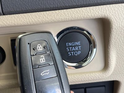 2023 Toyota LAND CRUISER PRADO 缩略图 38