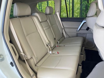 2023 Toyota LAND CRUISER PRADO 照片 10