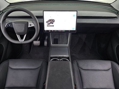 2025 Tesla MODEL Y photo 5