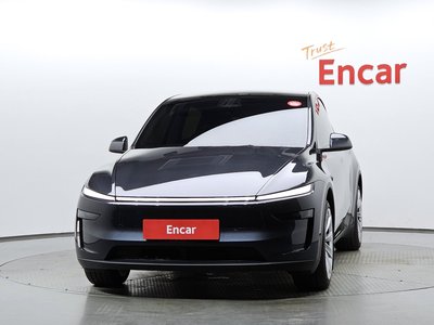 2025 Tesla MODEL Y photo 2