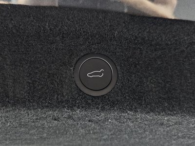 2025 Tesla MODEL Y thumbnail 35