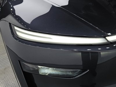 2025 Tesla MODEL Y photo 9