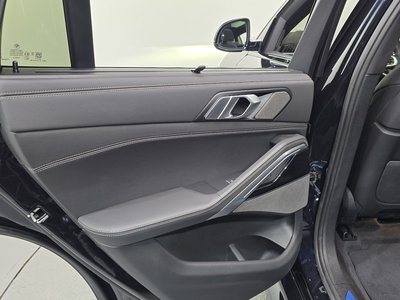 2025 BMW X6 thumbnail 15