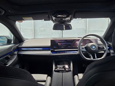 2024 BMW I5 TOURING — миниатюра 27