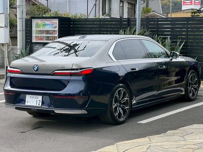 BMW I7 - 6