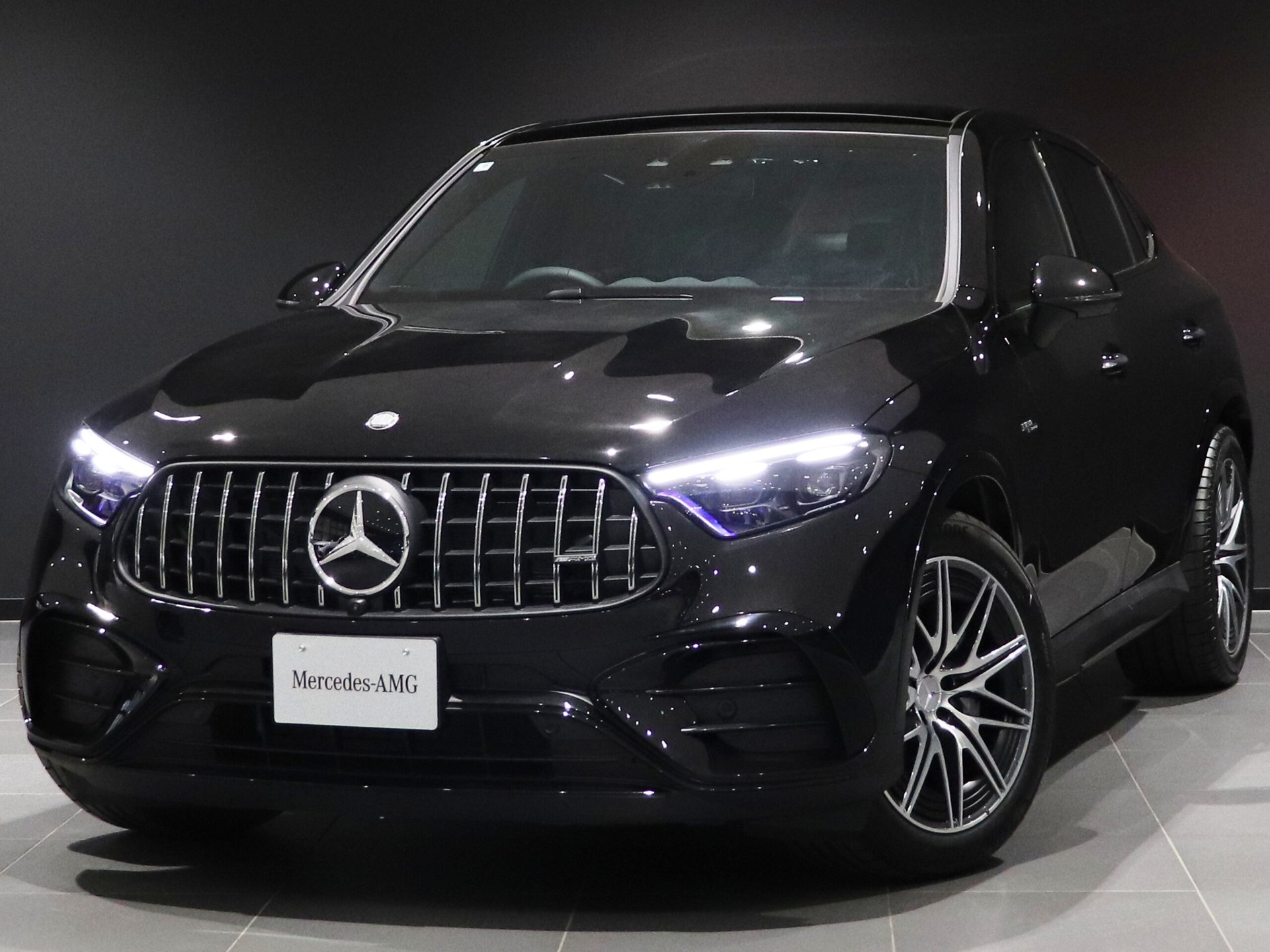 MERCEDES-BENZ GLC COUPE AMG - View 1